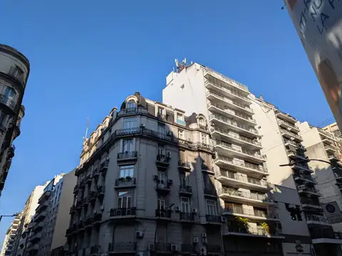 Departamento en Venta de 6 ambientes