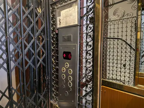 Departamento en Venta de 4 dormitorios