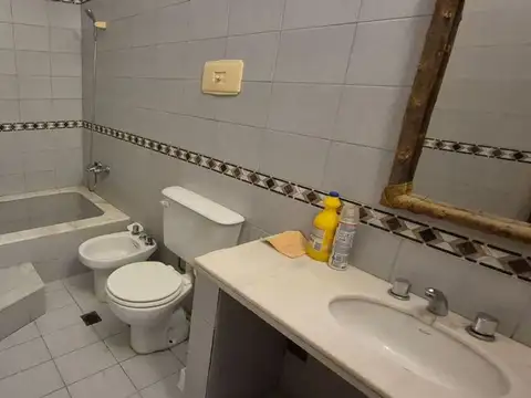 Depto Tipo Casa en Alquiler 28 años