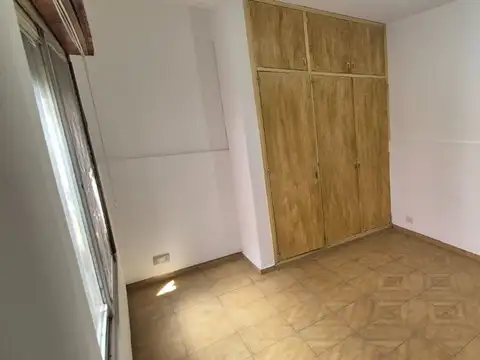 Depto Tipo Casa en Alquiler de 6 dormitorios