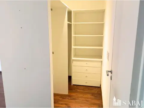 Departamento en Alquiler con 1 cocheras