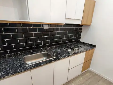 Av Juan B Alberdi 1700