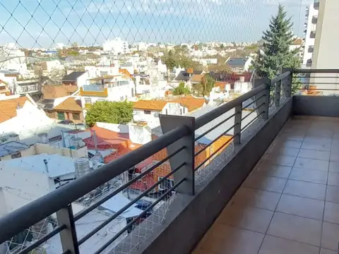 Precioso Dpto 2 amb Contrafrente con Balcon, Vista Panorámica TODO SOL