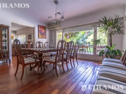 Casa en venta en San Isidro - Santa Rita - 5 dormitorios