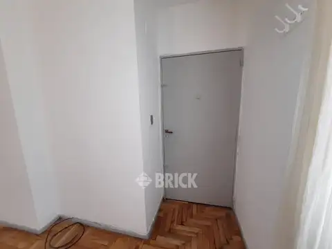 AV. INDEPENDENCIA AL 3100 - 35 M2 IMPECABLE LUMINOSO BAÑO Y COCINA COMPLETOS