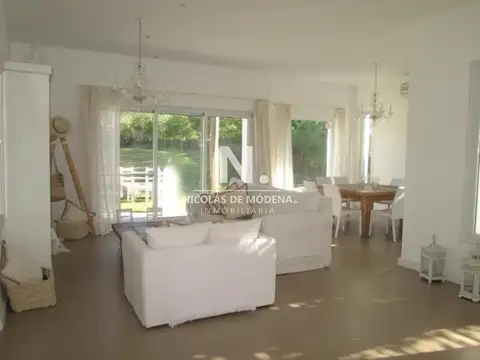 Casa en Alquiler Temporal en Montoya, USD 0