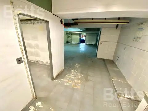 Local en Venta 25 años