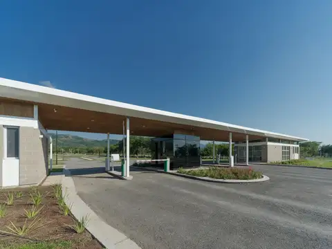 Terreno en Club de Campo La Arbolada