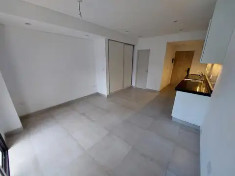 Departamento en Alquiler en Zona Centro, $ 450.000