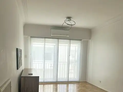 Presidente José Evaristo Uriburu 1200