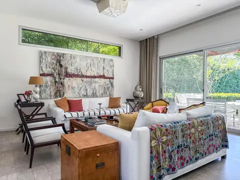Casa en Venta en Santa Rita, USD 765.000