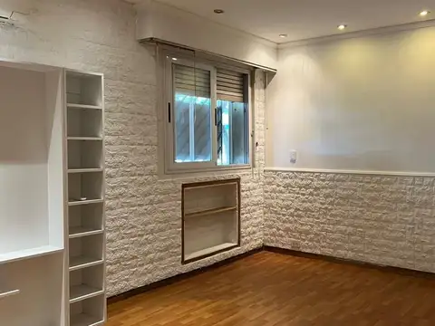 Malabia 2400, Piso PB