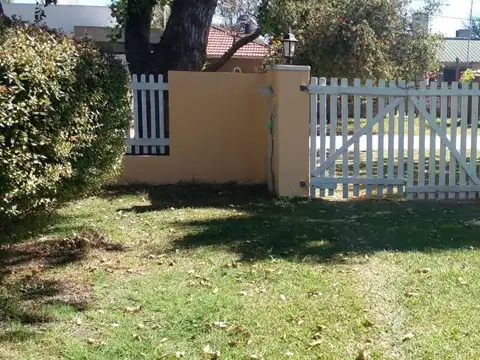 Casa en venta - 1 Dormitorio 1 Baño - Santa Clara del Mar