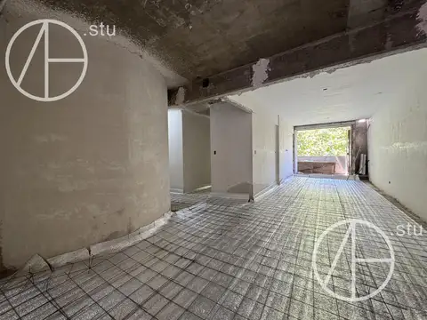 Departamento en venta 4 ambientes con dependencia en Palermo.