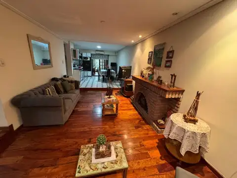 Depto Tipo Casa en Venta de 2 dormitorios