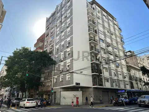 VENTA LOCAL COMERCIAL CON DEPARTAMENTO 3 AMB EN SAN NICOLAS