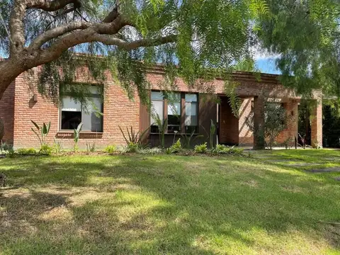 Casa en Venta en Santa Clara 3 dormitorios, Villanueva 100