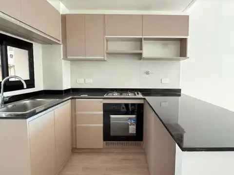 Avenida La Plata 300, Piso 8