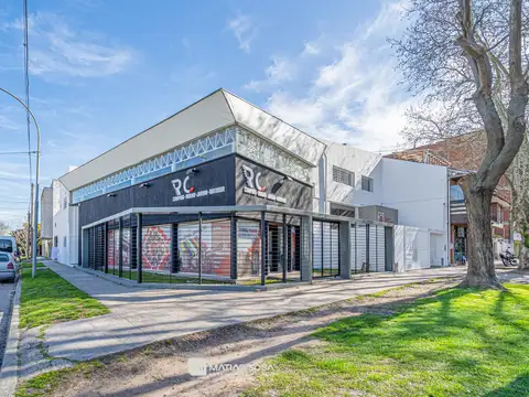 Venta - 2 Galpones - Avenida Libertad