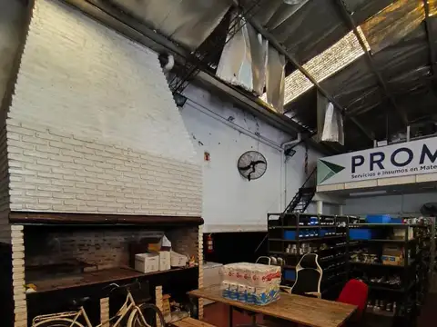 Local en Venta 30 años