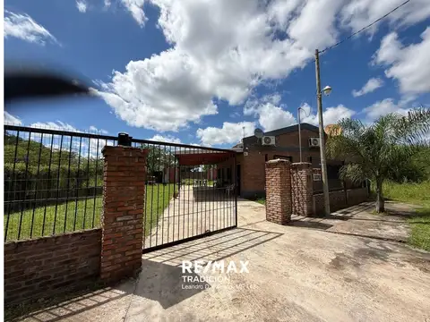 Casa con piscina y galpón – Ruta 16, Tirol