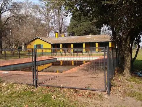 Casa 3 ambientes con 1 baño