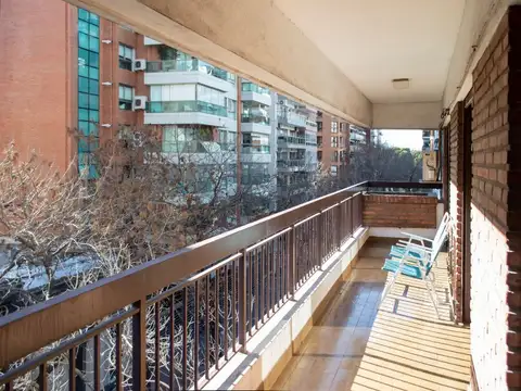 Departamento 5 ambientes con 3 baños