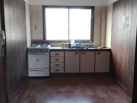 Depto Tipo Casa en Venta en Ramos Mejia, USD 97.000