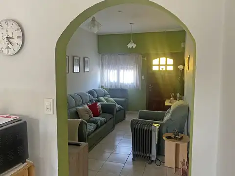 Casa en Venta en Villa Adelina, USD 179.000