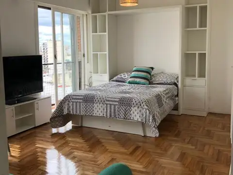 Alquiler de Luminoso Monoambiente, Apto Prof