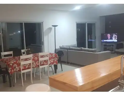 Alquiler Casa 5 ambientes en Barrio Cruz del Sur San Vicente