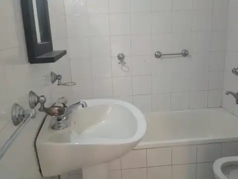 Depto Tipo Casa 3 ambientes con 1 baño