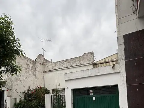 Terreno en Venta en Flores, USD 490.000