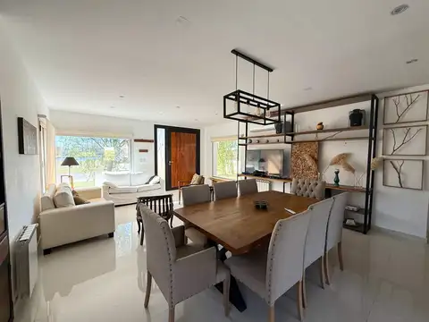 Casa 1 planta en alquiler anual en Villalobos, Pueblos del Plata, Hudson, Berazategui