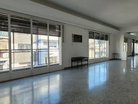 Departamento en Venta de 5 ambientes
