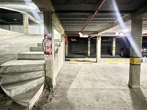 VENTA DE COCHERA EN ZONA NORTE ARGUELLO