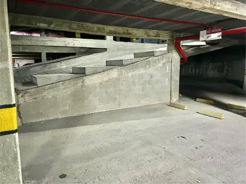 VENTA DE COCHERA EN ZONA NORTE ARGUELLO