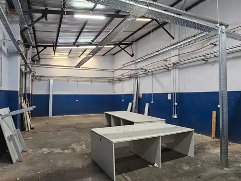 Galpon en Venta 36  mts Frente