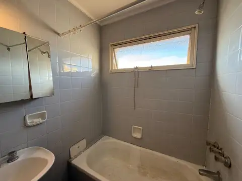 VENTA MONOAMBIENTE LINIERS EXCELENTE UBICACION