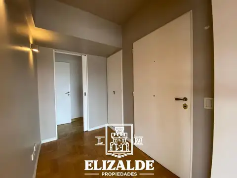 Constitucion y Quirno Costa - 4 amb c/coch y dep - Vista panor. Al río - Venta