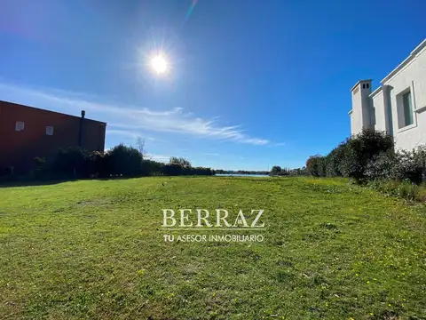 Lote de 1014 m2 en venta en barrio San Francisco Villanueva Tigre