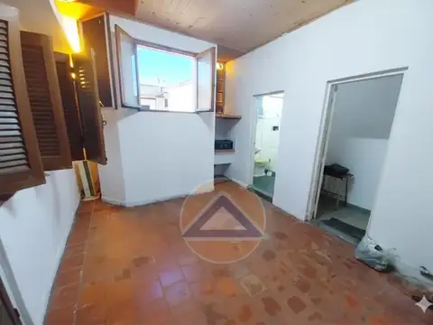 Jose De San Martin 500, Piso 1