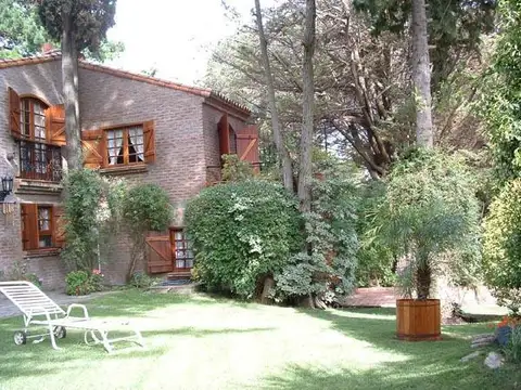 Casa en Venta en Villa Gesell, USD 210.000