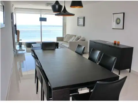 Av. Pedragosa Sierra 100