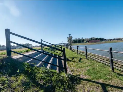 Terreno en Venta en Santo Tome, USD 100.000