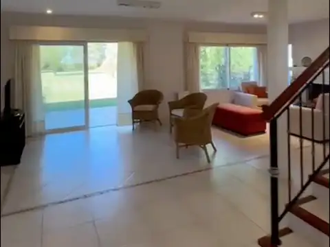 VENTA CASA EN HARAS DEL SUR I