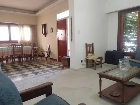 Casa en Venta en Remedios De Escalada, USD 150.000