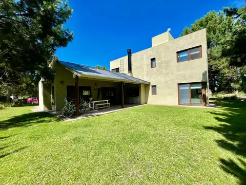 Casa en Venta en Barrio Ecuestre, USD 270.000
