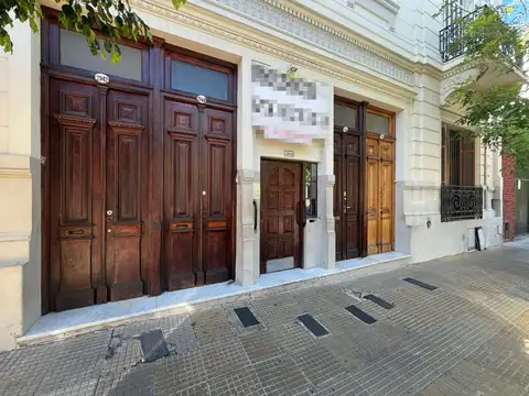 VENTA PH 3 AMBIENTES A REFACCIONAR PQE. PATRICIOS