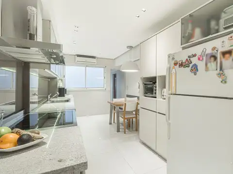 Departamento en Venta con 2 cocheras